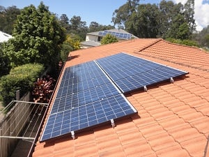 Solar Power Elanora - Peter & Maggie's 3.05 kW Solar Power System