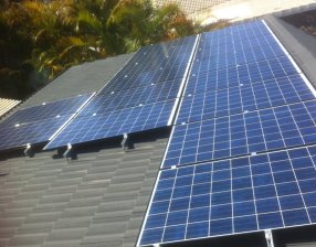 Solar Power Runaway Bay - Aileen's 4kW solar power system